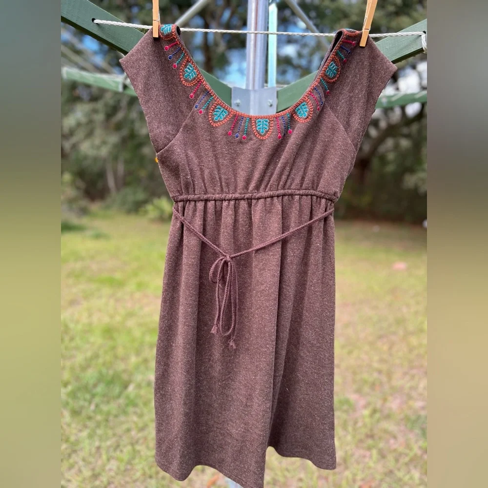 Theme wool blend, embroidered dress size M - Picture 4 of 5